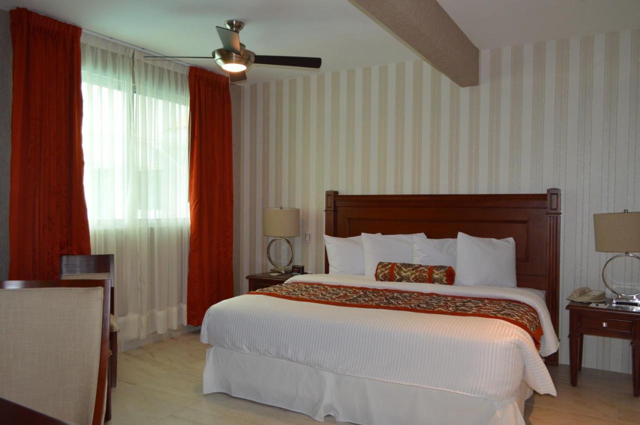 Hotel Villa Magna Poza Rica מראה חיצוני תמונה