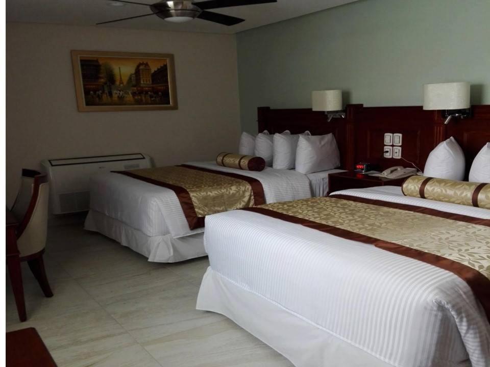 Hotel Villa Magna Poza Rica מראה חיצוני תמונה